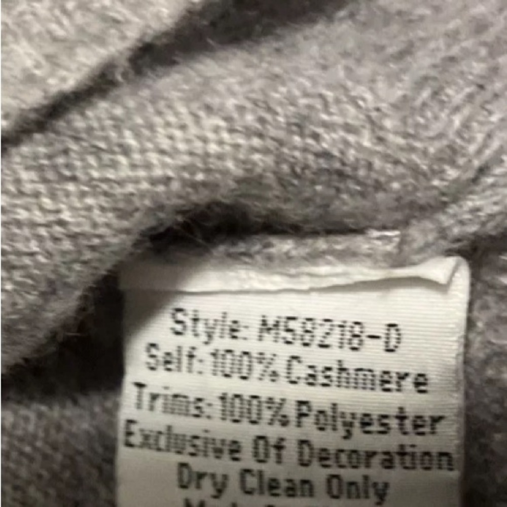 Johnny Was cashmere heavily embroidered 3/4 sleeve sweater NWT RARE - Picture 14 of 14